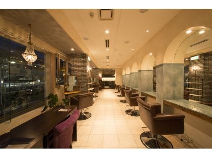 ★年間休日105日～137日 ≪社保完備≫月給25万円以上～公休買取15000円　aile Total Beauty Salon 生駒店